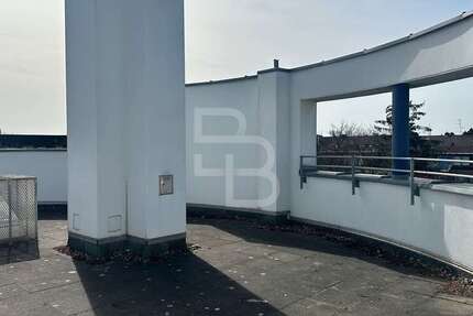 Haus zum Kaufen in Köln 2.600.000 € 784.39 m²