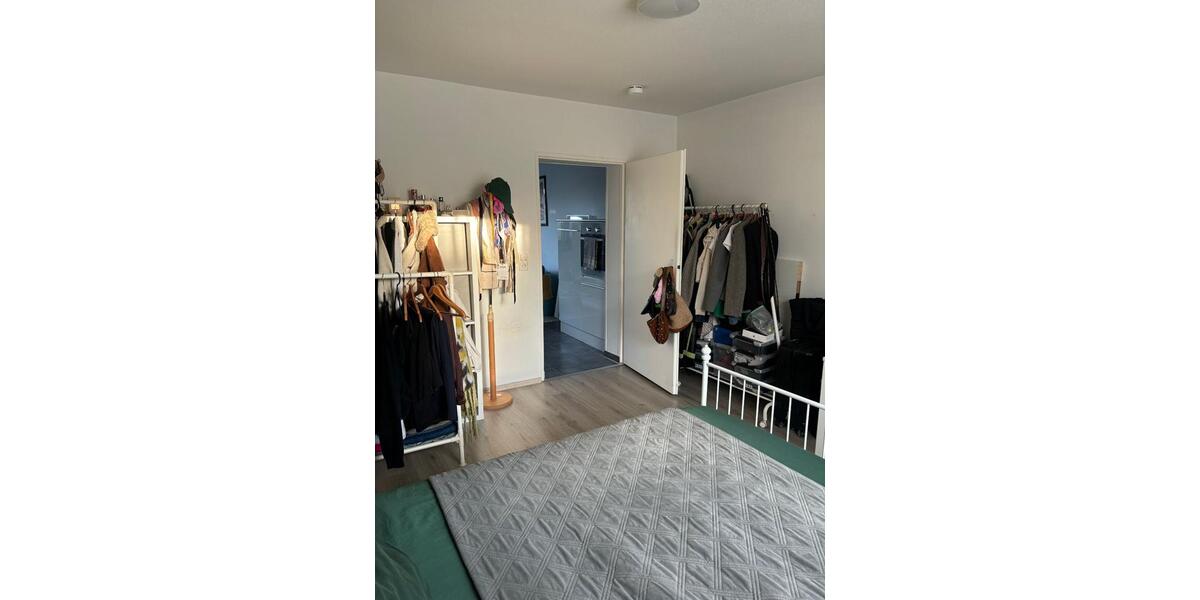 Helle 1,5 - Zimmer Wohnung mit Balkon und EBK in Wuppertal-Barmen 1.5 zimmer