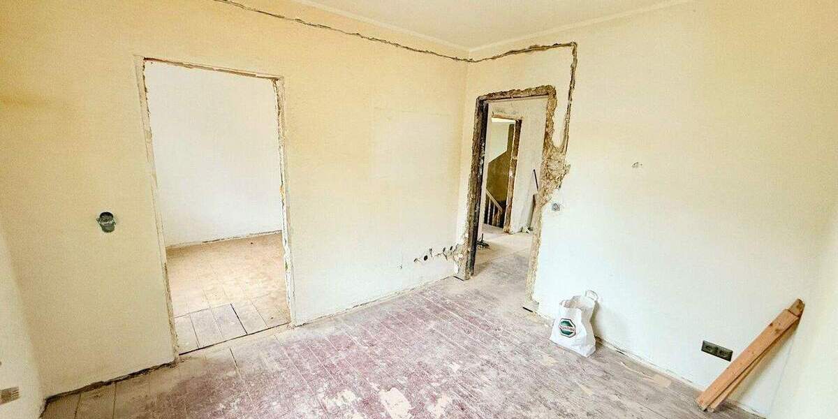 Mehrfamilienhaus, Wohnhaus Haan - 5 Zimmer, 210 m&sup2;, 459.000&euro; | Angebot:25738220