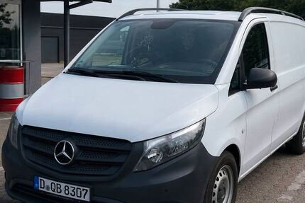 Mercedes-Benz Vito 208.000 km 9.000 &euro; Dusseldorf 40231