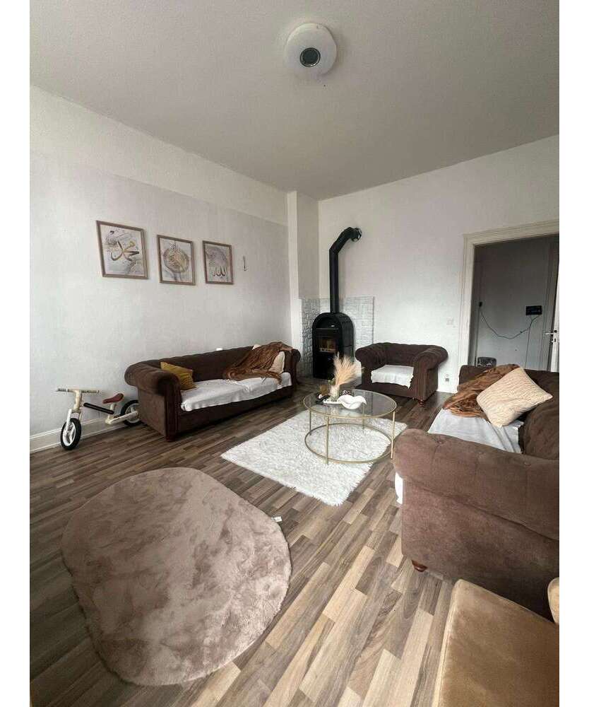 Haus zum Kaufen in Velbert 295.000 € 600 m²
