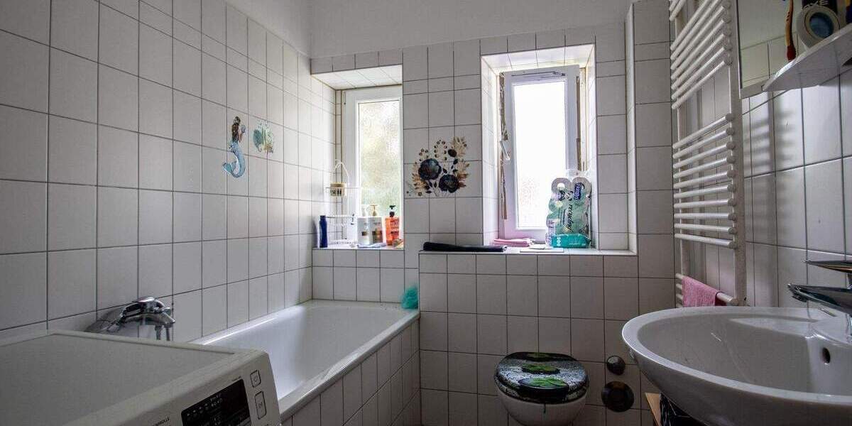 Etagenwohnung Krefeld Kempener Feld/Baakeshof - 3 Zimmer, 80 m&sup2;, 129.900&euro; | Angebot:25739049