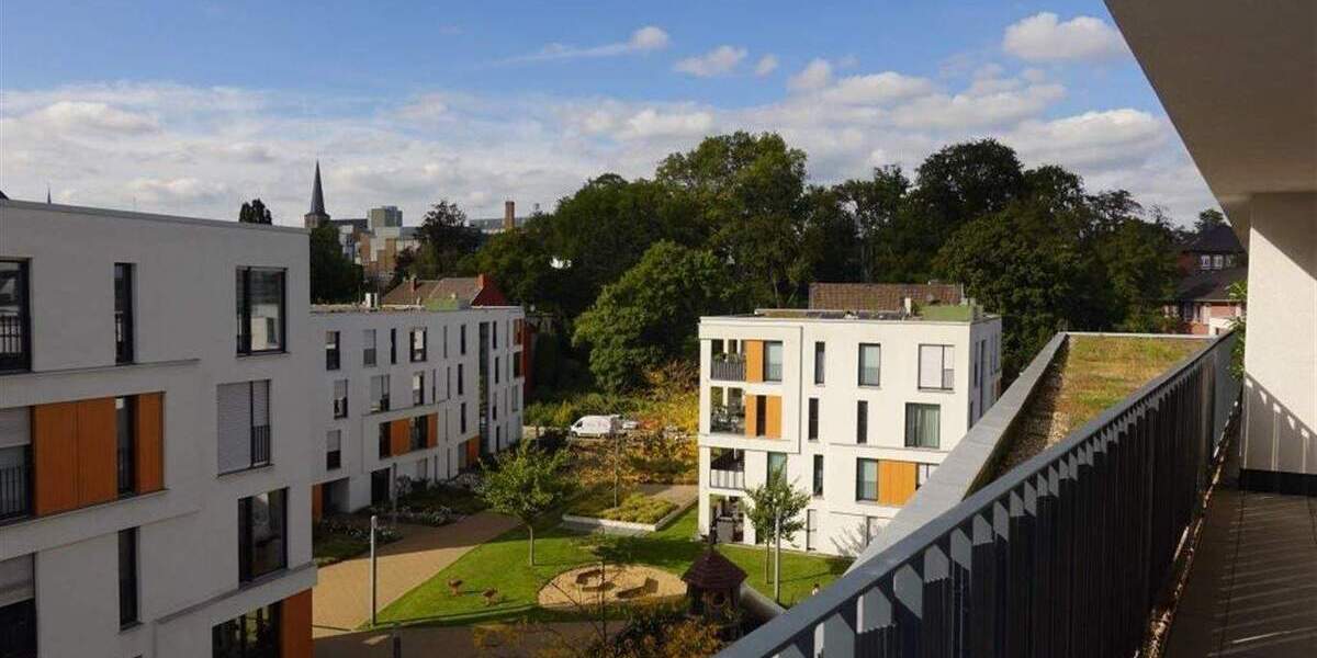 Attraktive 4 Zi. Neubauwohnung mit EBK und Fußbodenheizung plus Sonnenterrasse. 4 zimmer