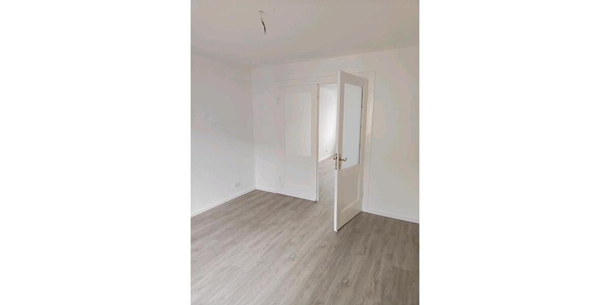 Etagenwohnung Düsseldorf Stadtbezirk 9 - 3 Zimmer, 75 m&sup2;, 1.090&euro; | Angebot:25751652