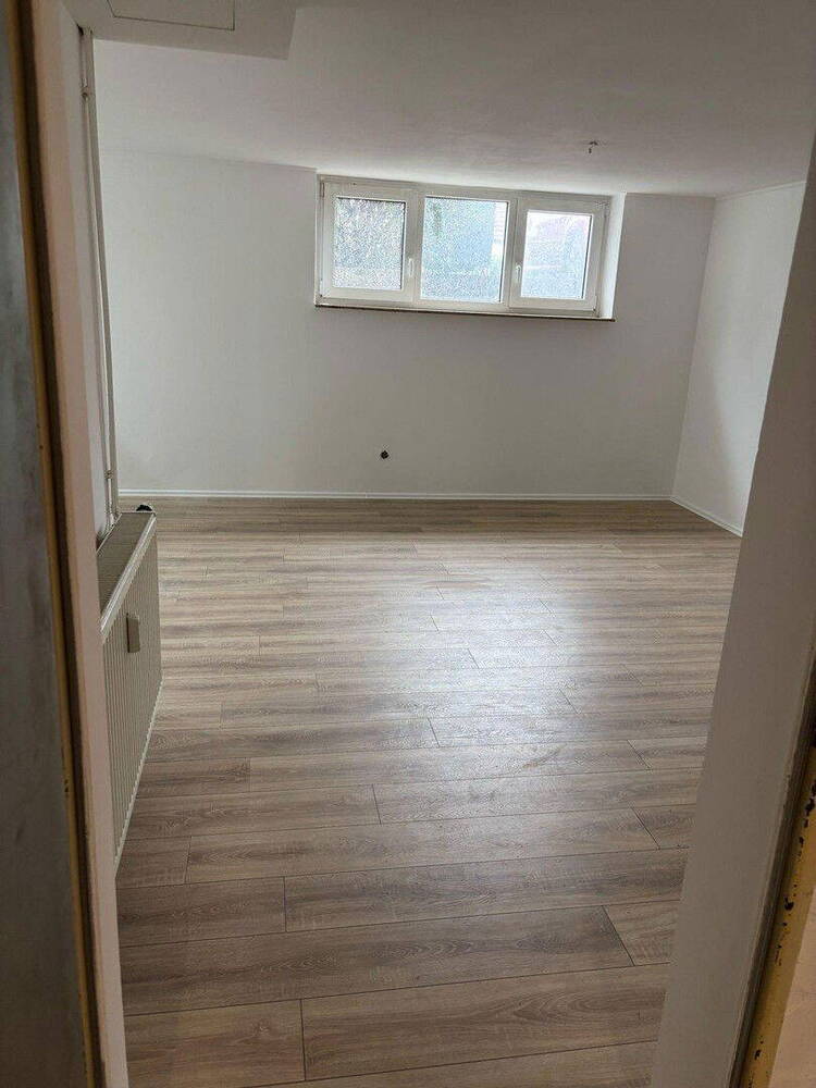 Aufgepasst charmantes 28m2 großes Flächenwunder im Souterrain - frisch renoviert!