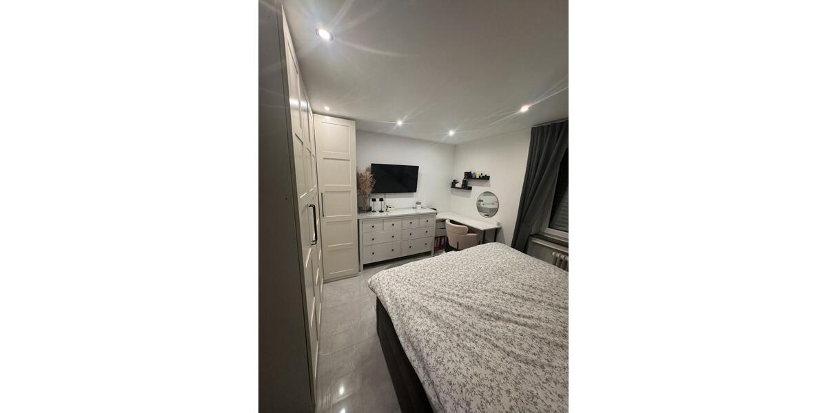 Moderne Kernsanierte 3 Zimmerwohnung 3 zimmer