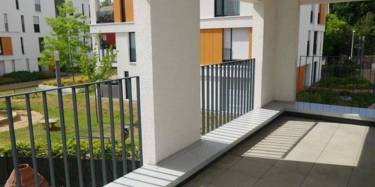 Etagenwohnung Mönchengladbach Stadtmitte - 2 Zimmer, 78 m&sup2;, 1.047&euro; | Angebot:26379801