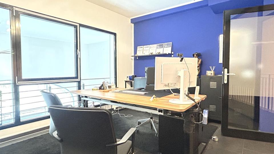 Viel Platz für Ihre Ideen – Büro oder Laden in bester Lage zimmer