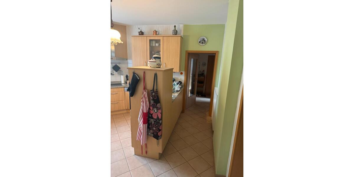 Etagenwohnung Neuss Gnadental - 4 Zimmer, 107 m&sup2;, 2.100&euro; | Angebot:26428285