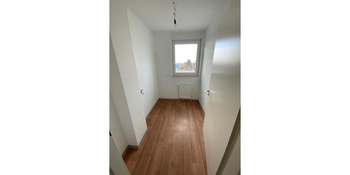 Dachgeschoßwohnung Meerbusch - 3 Zimmer, 111 m&sup2;, 1.589&euro; | Angebot:26261080