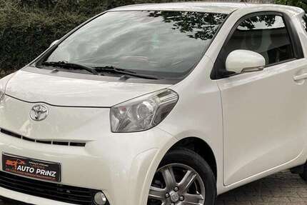 Toyota iQ 141.000 km 4.999 &euro; Krefeld 47798