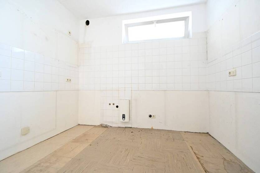 Teilvermietetes Mehrfamilienhaus mit Potenzial in bevorzugter Lage von Ddorf-Stockum 1 zimmer