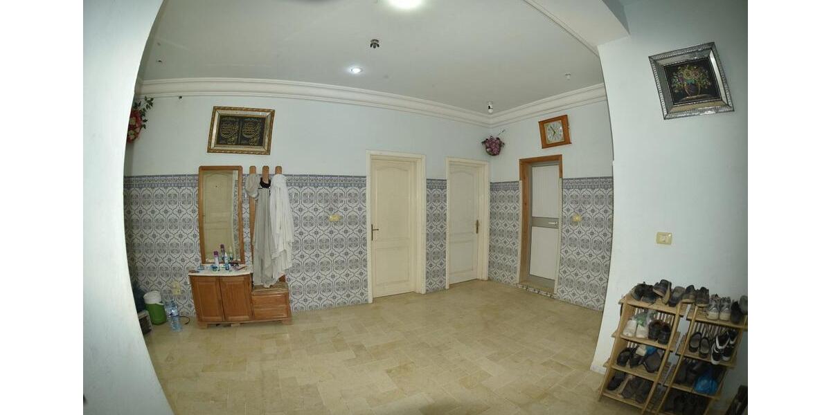 Villa Düsseldorf Stadtbezirk 6 - 13 Zimmer, 1.200 m&sup2;, 260.000&euro; | Angebot:27154190