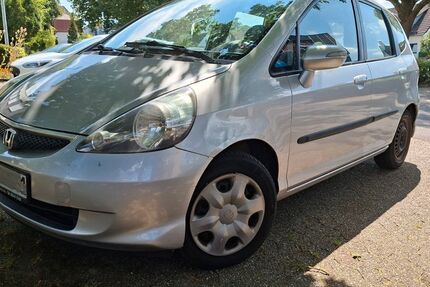 Honda Jazz 278.000 km 1.400 &euro; Remscheid 42899