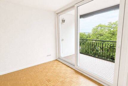 Wohnung Mönchengladbach Stadtmitte - 2 Zimmer, 67 m&sup2;, 885&euro; | Angebot:26858283