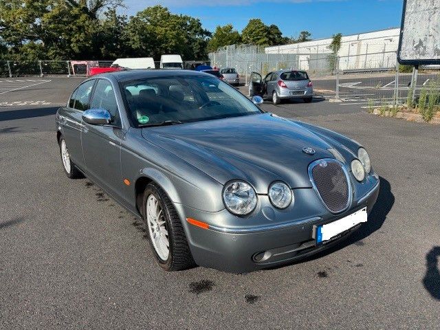 Jaguar S-Type 210.000 km 2.499 € Koeln 50674