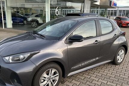 Mazda 2 Hybrid 4.234 km 23.270 &euro; Grevenbroich 41515