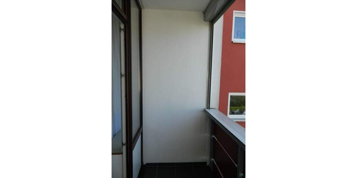 Helle Eigentumswohnung mit 3 Zimmern, 2 Loggien in Krefeld-Fischeln 3 zimmer