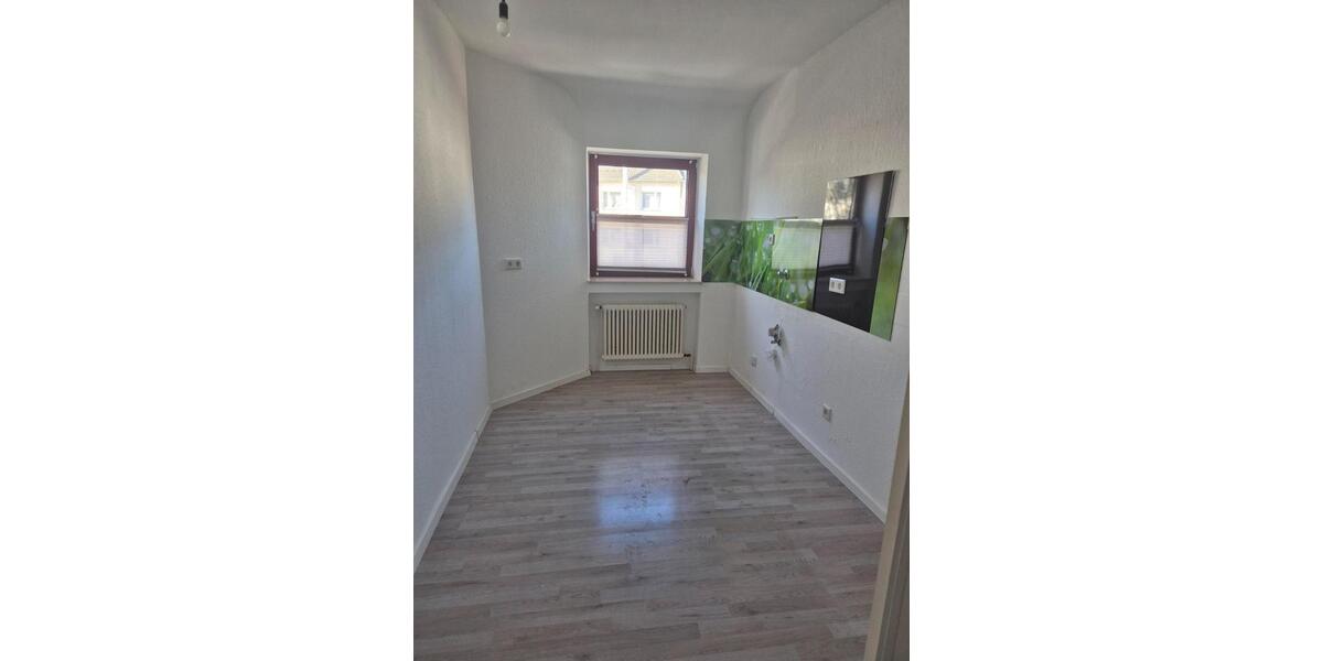 Etagenwohnung Solingen - 3 Zimmer, 71 m&sup2;, 535&euro; | Angebot:25751662
