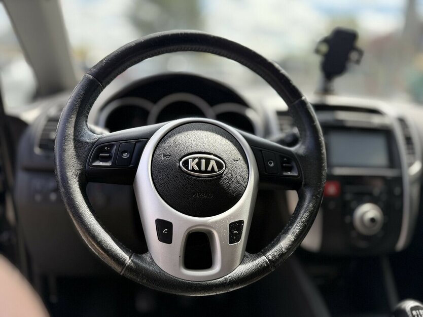 Kia Venga Vision / Klima / Navi / AHK / Pano / LPG 130.000 km 6.900 € Mönchengladbach 41066