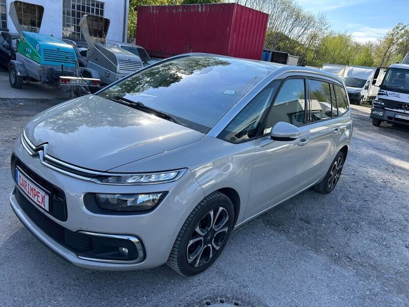 C4 SpaceTourer