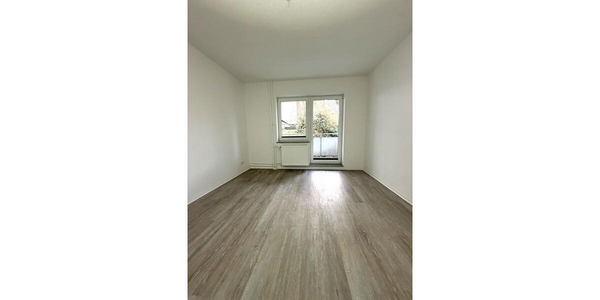 Hübsche 2-Zi-EG.-Whg. mit Einbauküche und Balkon 2 zimmer