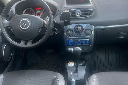 Renault Clio 207.000 km 2.000 &euro; Duisburg 47053