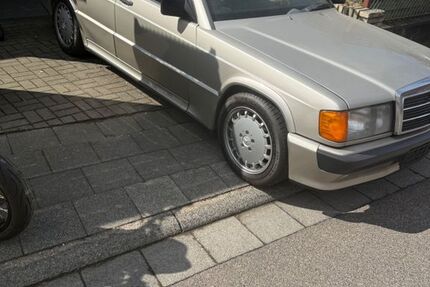 Mercedes 190