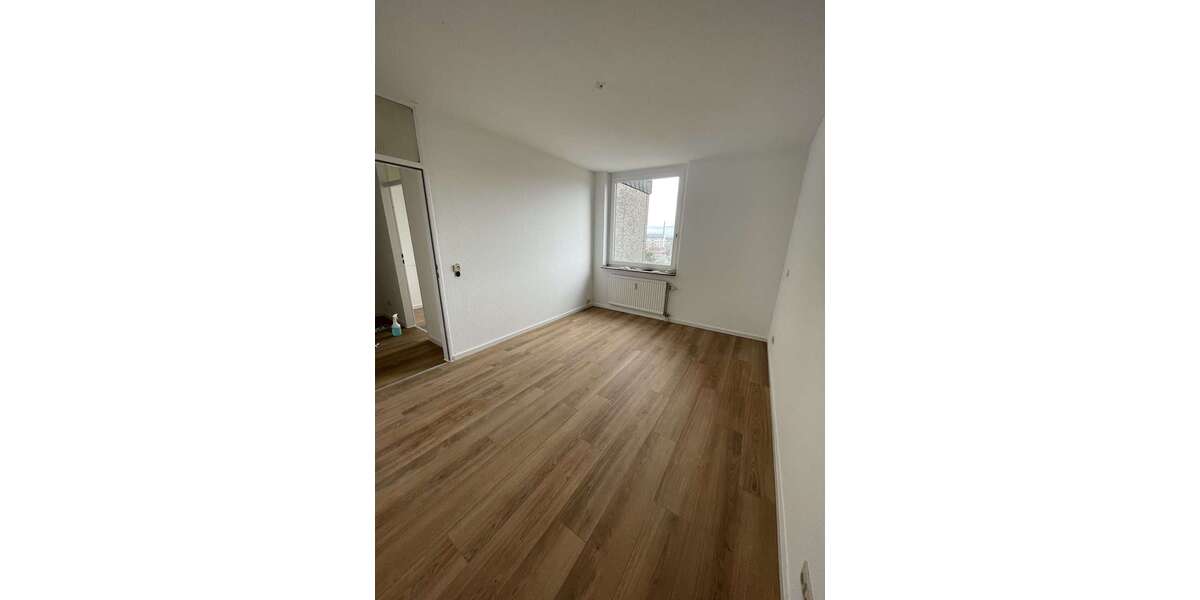 Etagenwohnung Düsseldorf Lörick - 2 Zimmer, 60 m&sup2;, 1.100&euro; | Angebot:24541689