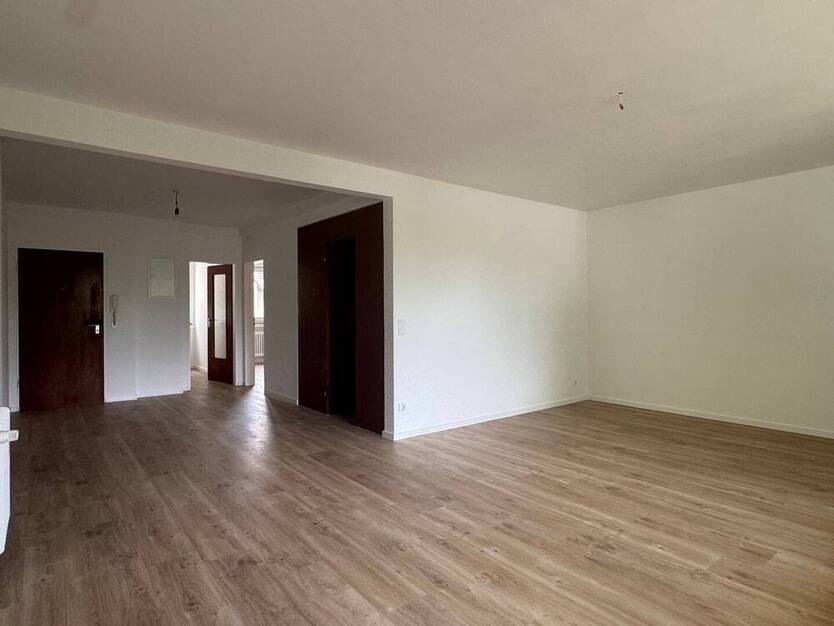 Renovierte Wohnung mit großem Balkon in Essen Fischlaken