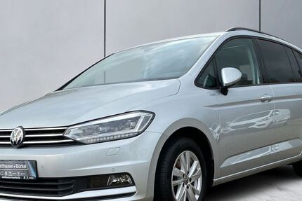 VW Touran 84.563 km 23.480 &euro; Viersen 41751