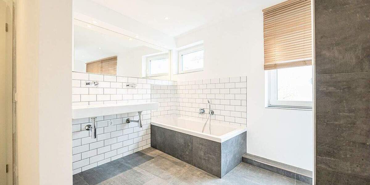 Mehrfamilienhaus, Wohnhaus Hilden - 3 Zimmer, 122 m&sup2;, 2.340&euro; | Angebot:23958854