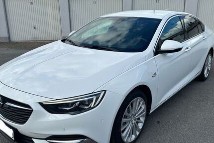 Opel Insignia 70.000 km 10.950 € Essen 45326