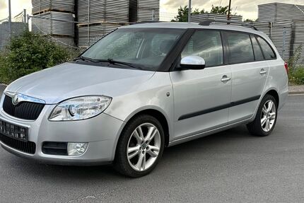 Skoda Fabia 207.000 km 2.750 &euro; Neuss 41460