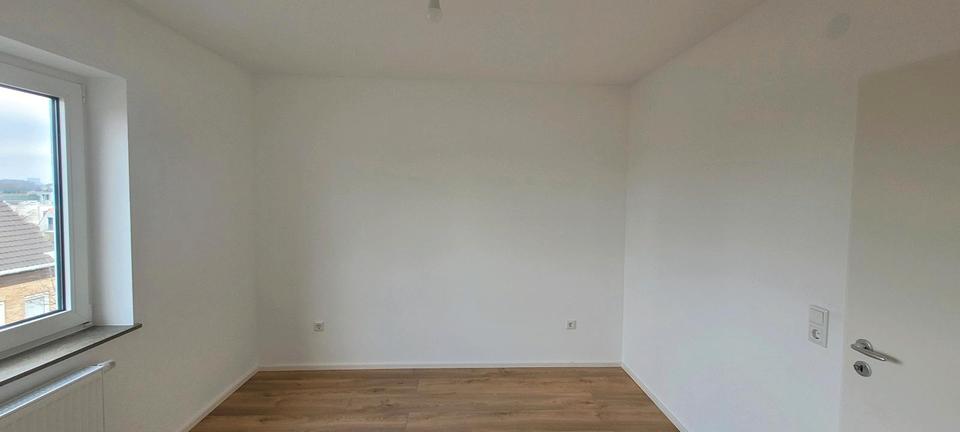 Etagenwohnung Neuss Gnadental - 1 Zimmer, 50 m&sup2;, 950&euro; | Angebot:25378679