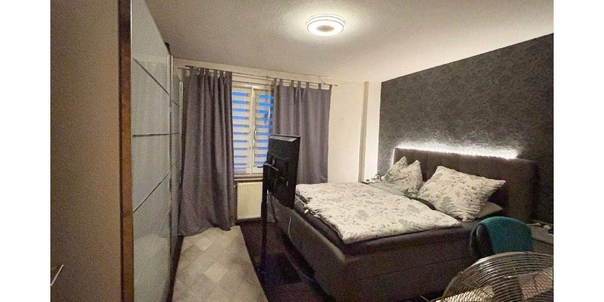 Etagenwohnung Duisburg Untermeiderich - 3 Zimmer, 76 m&sup2;, 590&euro; | Angebot:25666726