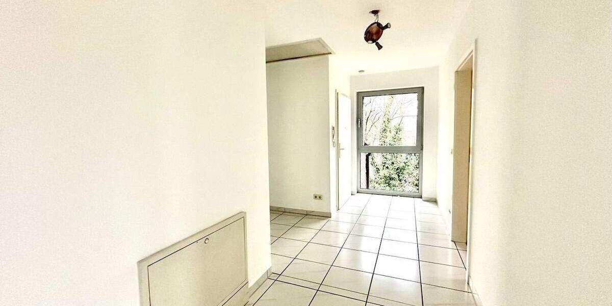 Etagenwohnung Neuss Uedesheim - 3 Zimmer, 94 m&sup2;, 319.000&euro; | Angebot:25736810