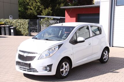 Chevrolet Spark 95.300 km 3.490 &euro; Velbert 42549