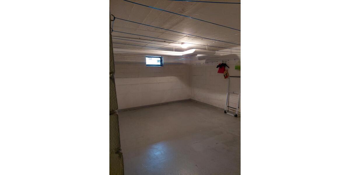 Etagenwohnung Mönchengladbach Süd - 3 Zimmer, 67 m&sup2;, 145.000&euro; | Angebot:27147116
