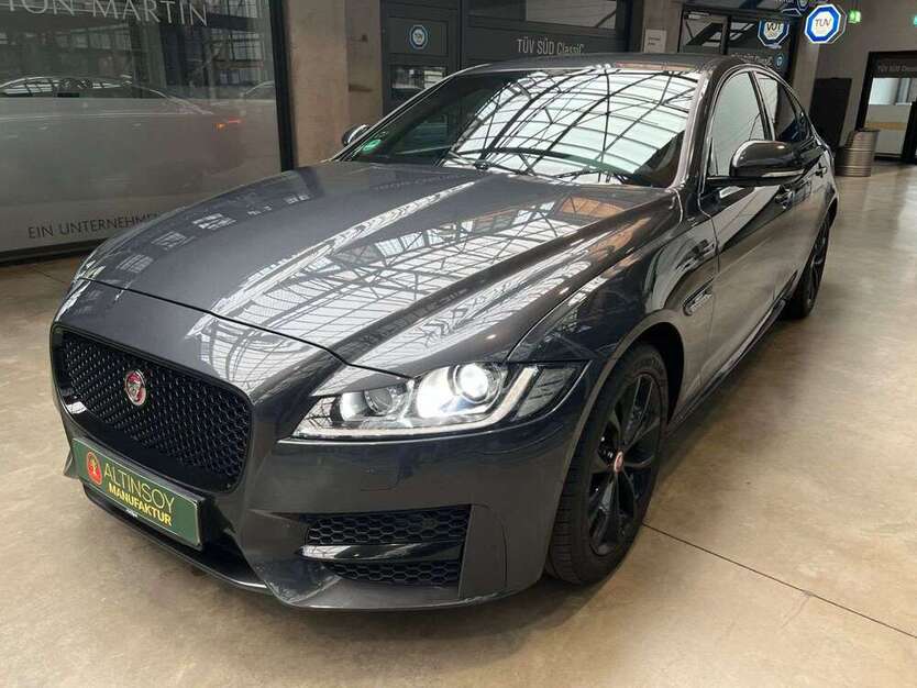 Jaguar XF 47.000 km 22.900 € Düsseldorf 40591