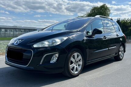Peugeot 308 92.000 km 5.499 &euro; Düsseldorf 40221