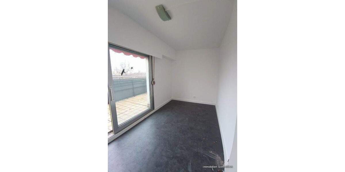 Etagenwohnung Krefeld Cracau - 2 Zimmer, 64 m&sup2;, 580&euro; | Angebot:25817786