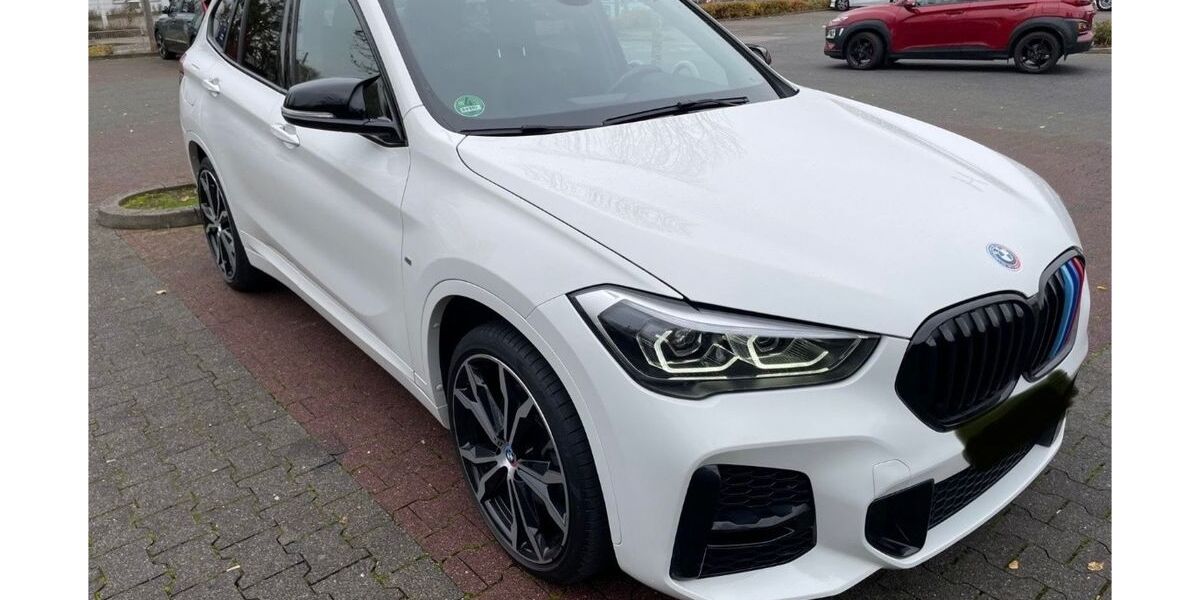 BMW X1 52.700 km 27.850 &euro; Düsseldorf 40229