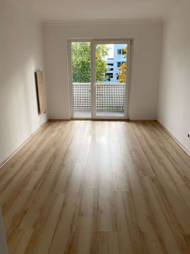 Wohnung zum Mieten in Mönchengladbach 300 € 30 m²