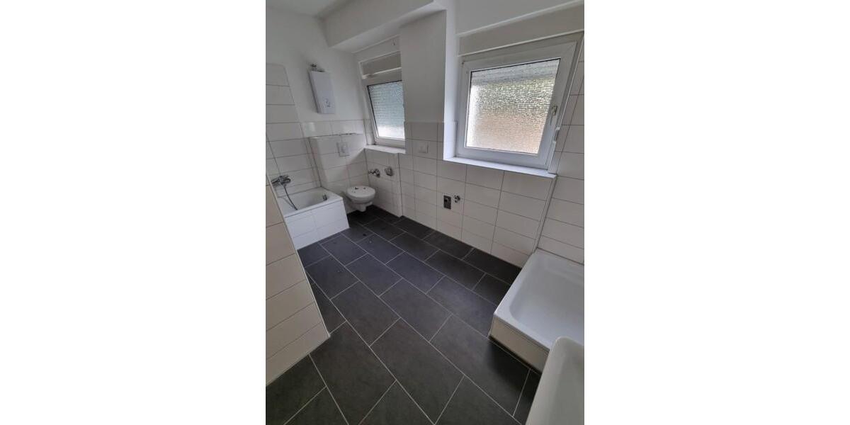 Schicke 2-Zimmer-Wohnung mit Wintergarten und Terrasse im ruhigen Düsseldorf-Angermund 2 zimmer