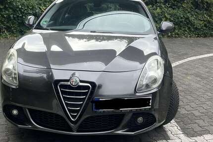 Alfa Romeo Giulietta 218.000 km 3.990 &euro; Neuss 41462