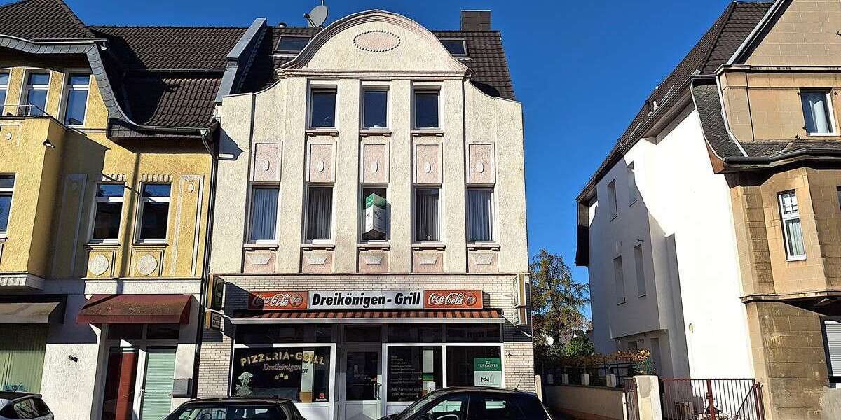 Haus zum Kaufen in Neuss 549.000 € 277 m² 7 zimmer