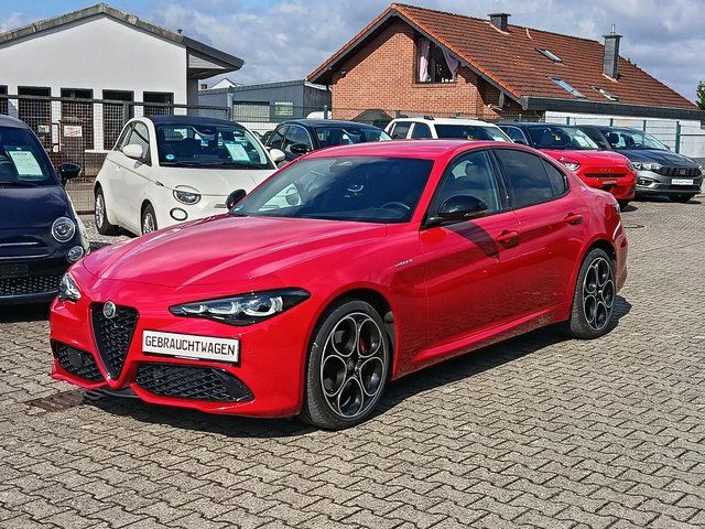 Alfa Romeo Giulia 30.057 km 42.990 &euro; Kempen 47906