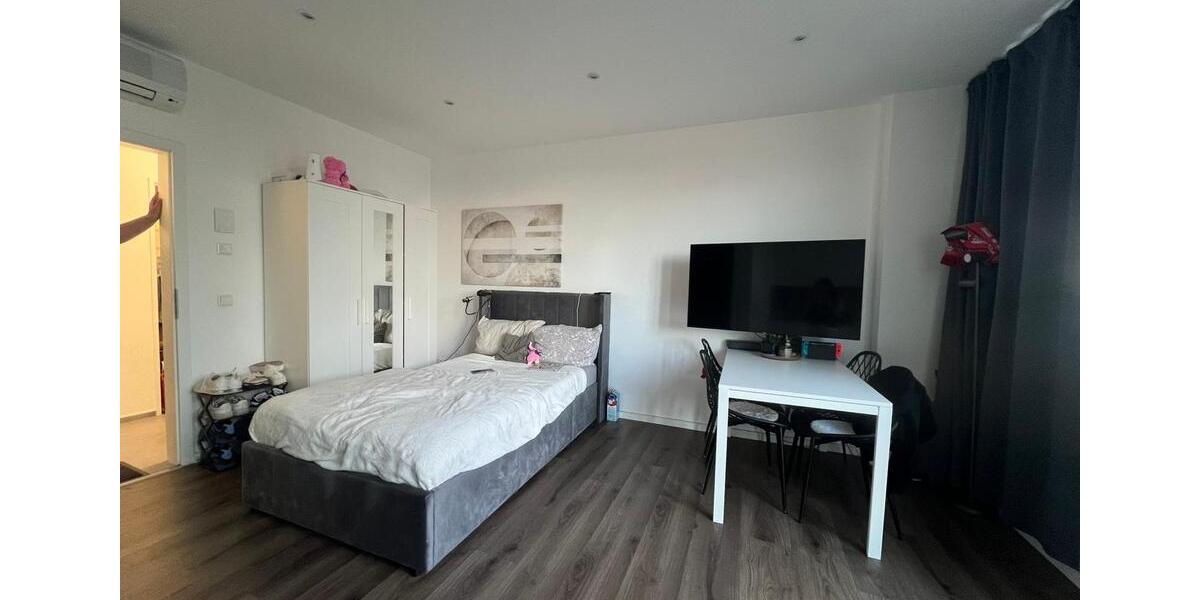 1 Zimmer Appart. WE 37, hell, möbliert, ab 01.02.2026 Lev. zimmer