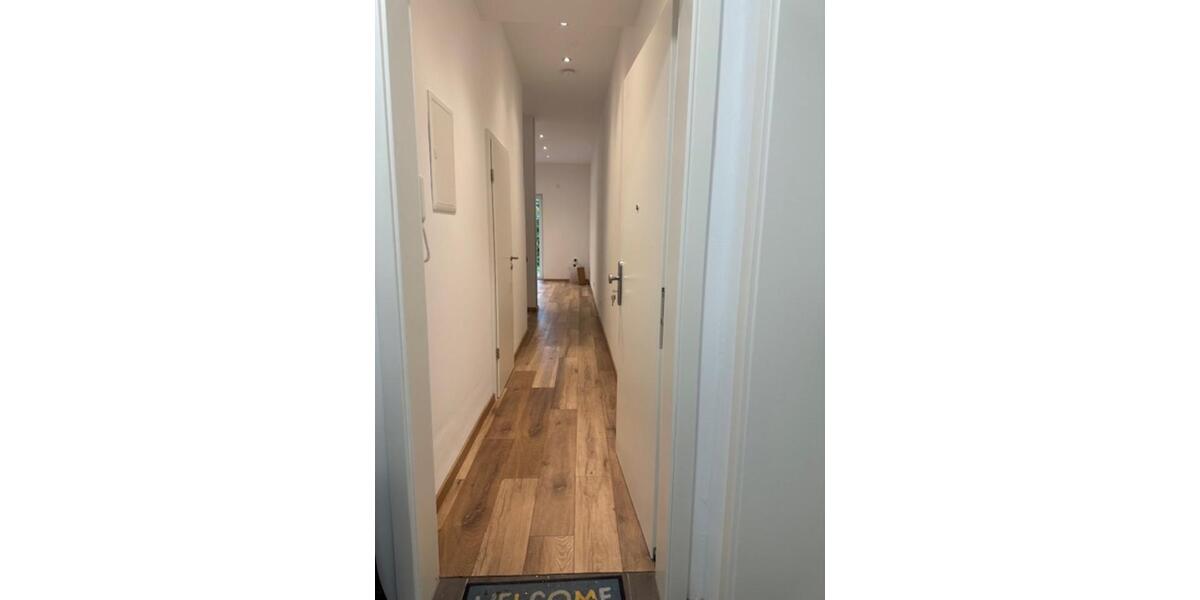 Helle sanierte Erdgeschosswohnung mit Gartenzugang 1 zimmer